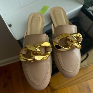 New with Box SHUSHOP Alexis Mules